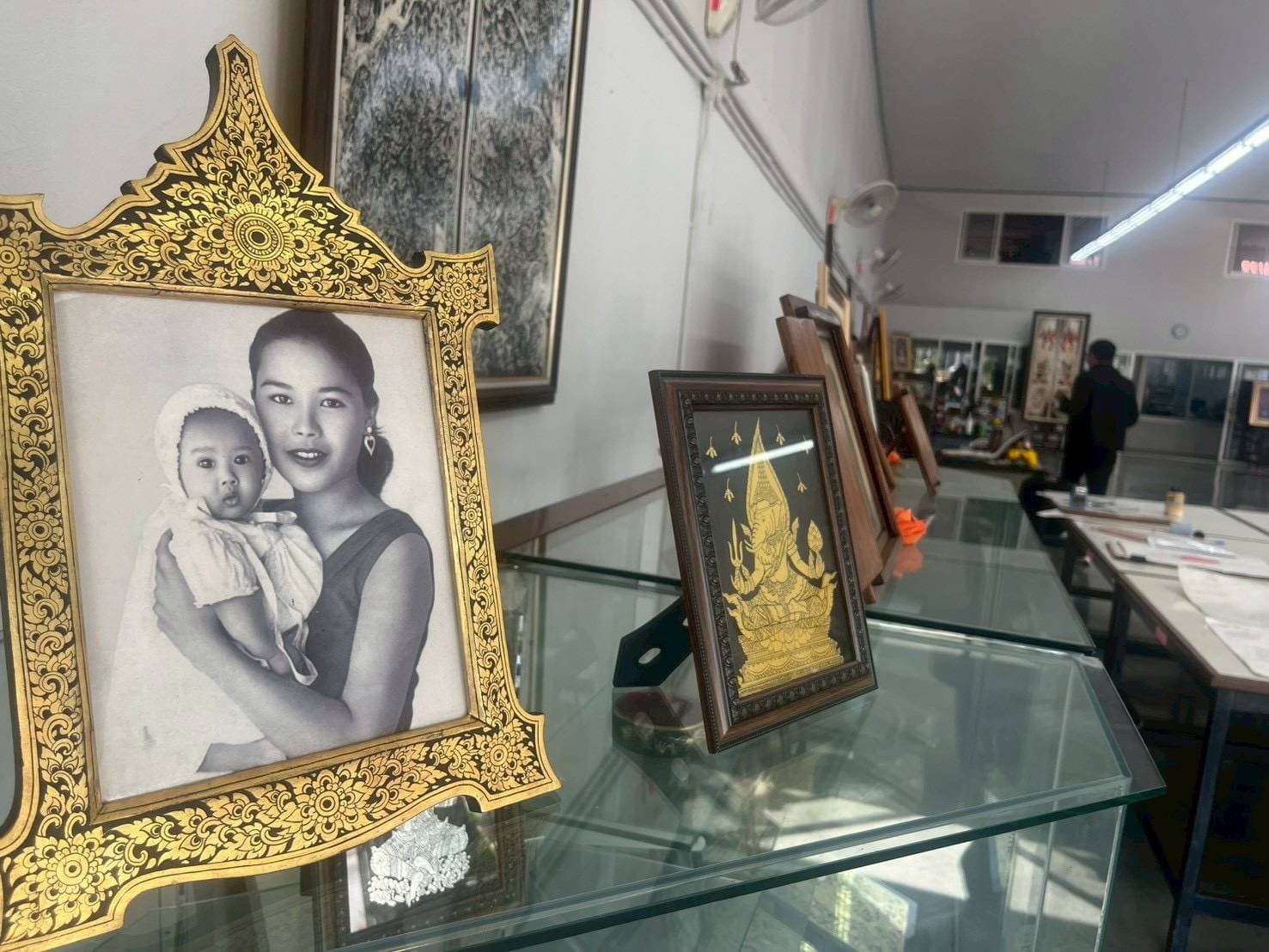 ลายรดน้ำ-21